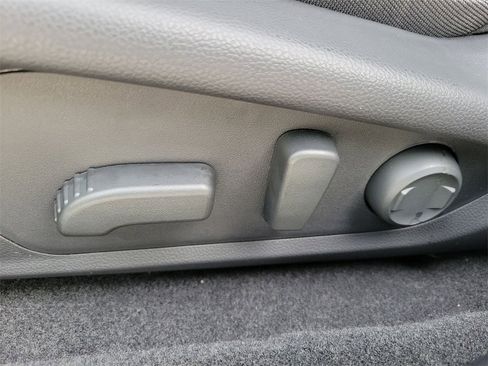 New 2026 Subaru Crosstrek 2.5i Limited image 17