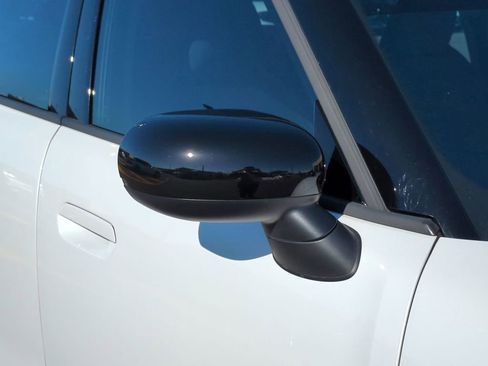 Used 2025 MINI Cooper Countryman S image 11