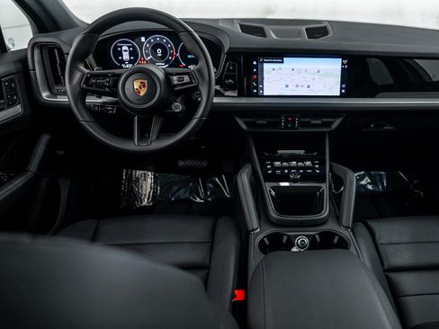 Certified 2026 Porsche Cayenne AWD/4WD image 13