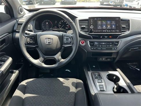 Certified 2025 Honda Ridgeline Sport image 15