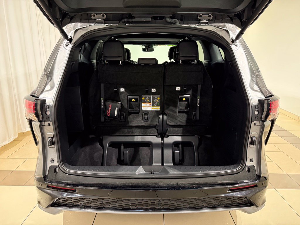 Certified 2026 Toyota Sienna XSE AWD/4WD image 11