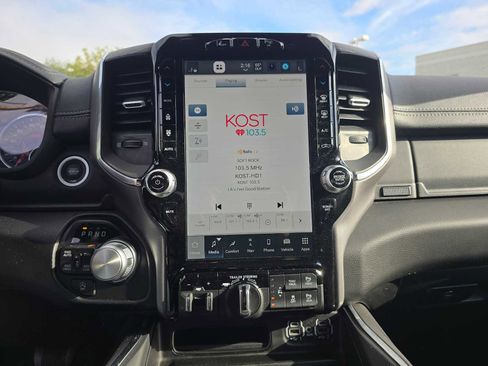 Used 2024 RAM 1500 Laramie image 26