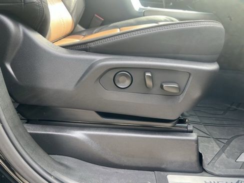 New 2025 Chevrolet Silverado 1500 High Country w/ High Country Premium Package image 21