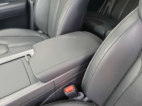 Used 2024 Hyundai Palisade Calligraphy image 20