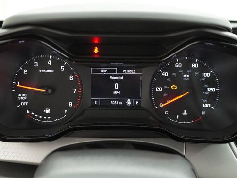 Used 2026 Chevrolet Trax LS w/ LS Convenience Package FWD image 12
