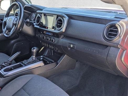 Used 2016 Toyota Tacoma TRD Off-Road image 22