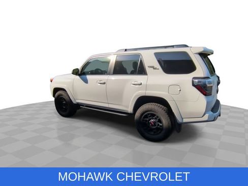 Used 2023 Toyota 4Runner TRD Off-Road Premium w/ Moonroof Package AWD/4WD image 7