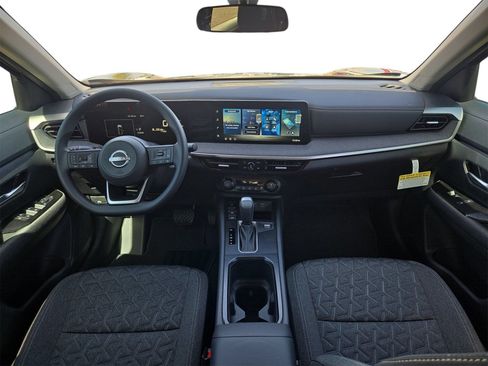New 2026 Nissan Kicks SV w/ Charging Package FWD image 8