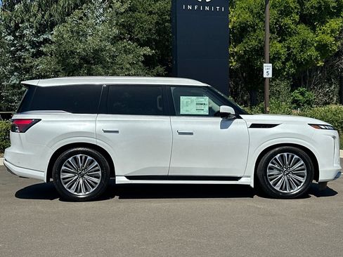 New 2026 INFINITI QX80 Luxe w/ Cargo Package AWD/4WD image 6