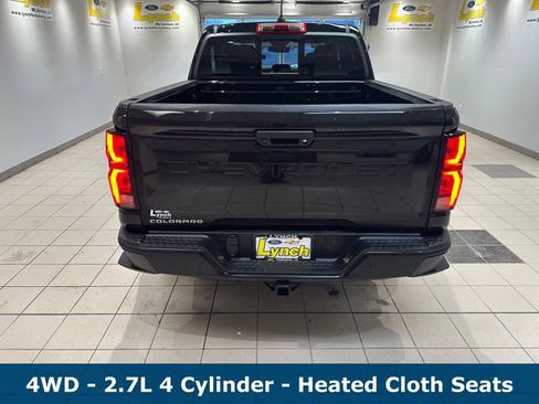 Used 2024 Chevrolet Colorado Z71 image 19