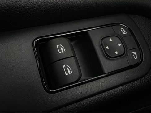 New 2025 Mercedes-Benz Sprinter 2500 image 21