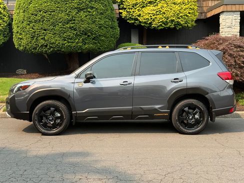 Used 2022 Subaru Forester Wilderness w/ Wilderness Package AWD/4WD image 2