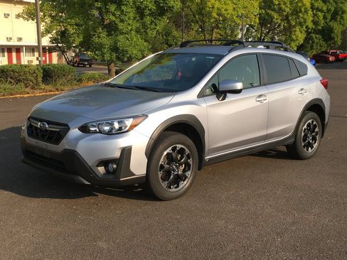 Used 2021 Subaru Crosstrek 2.0i Premium AWD/4WD image 1