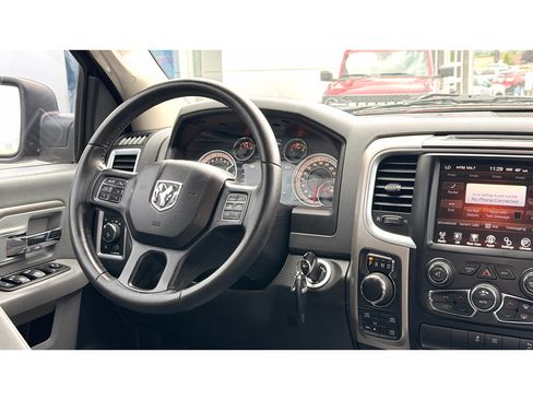 Used 2017 RAM 1500 Big Horn AWD/4WD image 16