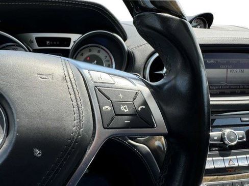Used 2016 Mercedes-Benz SL 400 image 27