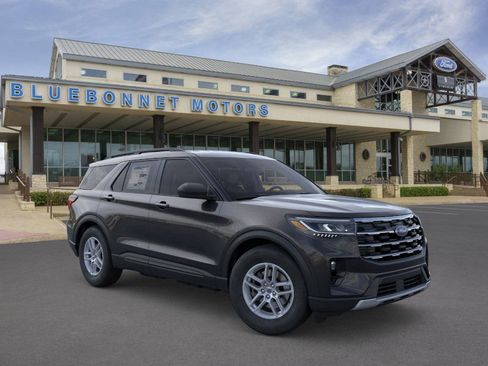 New 2026 Ford Explorer Active image 7