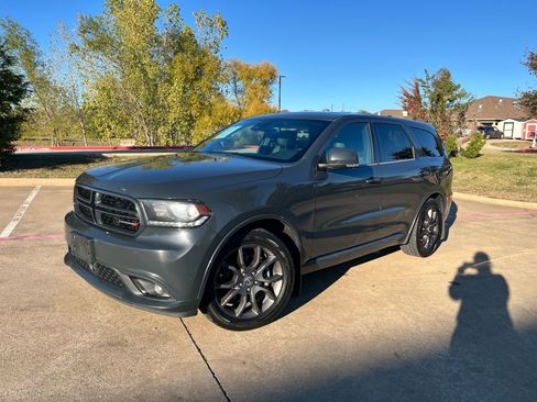 Used 2017 Dodge Durango R/T w/ Technology Group image 1