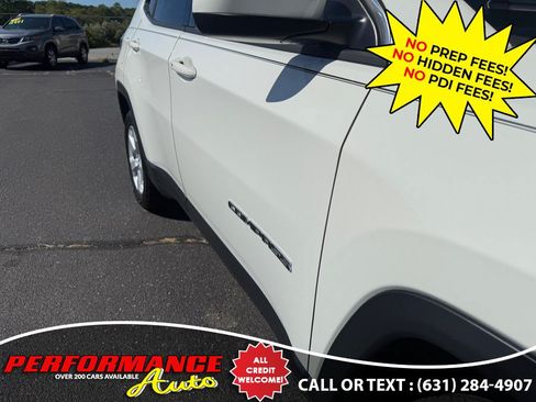 Used 2019 Jeep Compass Latitude w/ Cold Weather Group AWD/4WD image 19