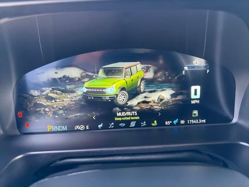 Used 2025 Ford Bronco Outer Banks image 20