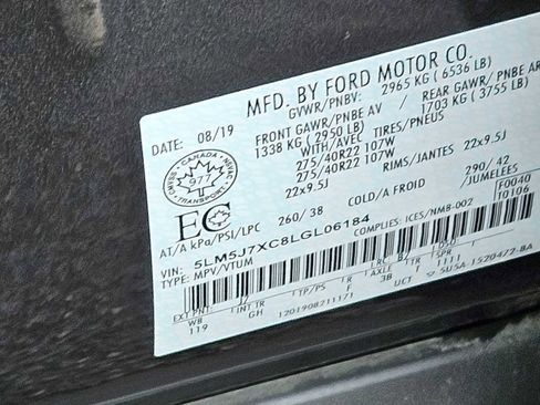 Used 2020 Lincoln Aviator Reserve w/ Equipment Group 202A image 25