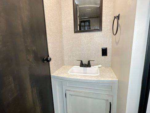 Used 2022 Ford F150 image 9