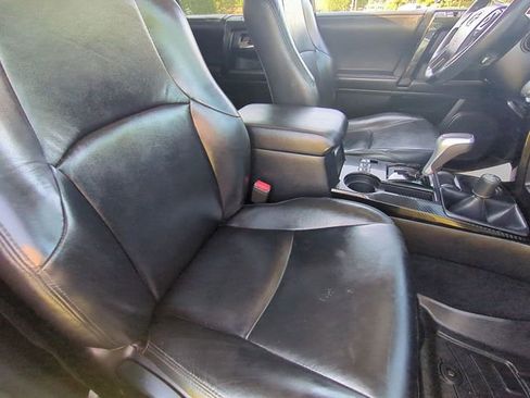 Used 2022 Toyota 4Runner TRD Off-Road AWD/4WD image 34