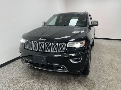 Used 2021 Jeep Grand Cherokee Overland w/ Protech Group image 3
