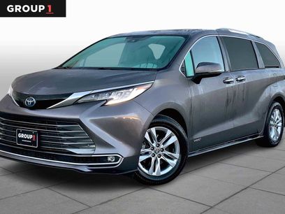 Used 2021 Toyota Sienna Limited