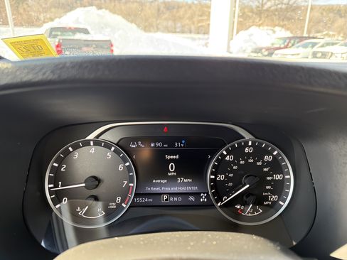 Used 2024 Nissan Frontier SV w/ Hardbody Edition image 16