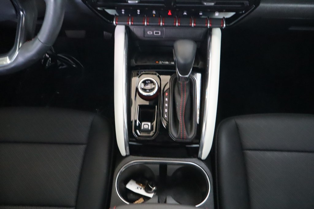 Used 2026 GMC Canyon AT4X AWD/4WD image 32