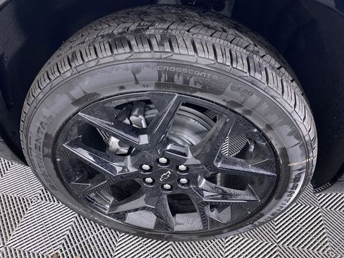 New 2026 Chevrolet Traverse RS w/ LPO, Floor Liner Package image 17