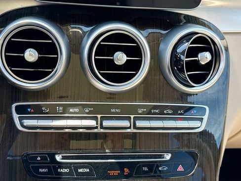 Used 2018 Mercedes-Benz GLC 300 image 15