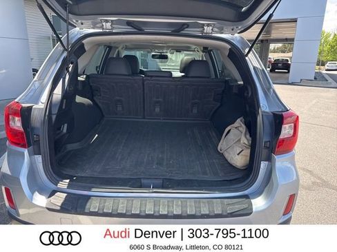 Used 2016 Subaru Outback 2.5i Limited AWD/4WD image 5