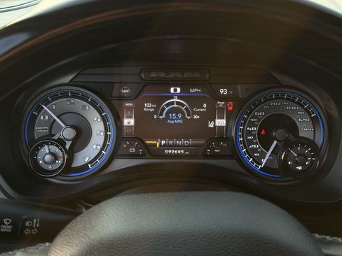Used 2022 RAM 1500 Limited RWD image 11