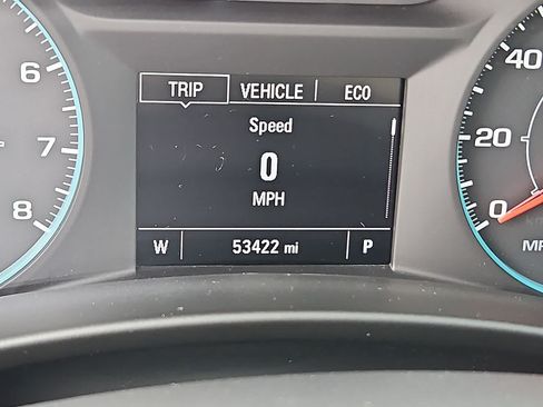 Used 2020 Chevrolet Equinox LS w/ LS Convenience Package AWD/4WD image 16