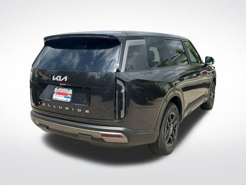 New 2027 Kia Telluride LX w/ Towing Package FWD image 5