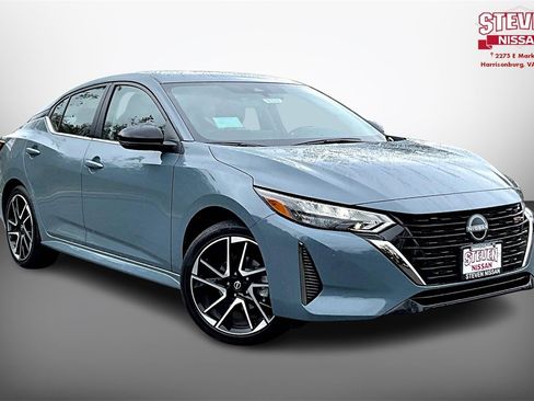 New 2025 Nissan Sentra SR image 1