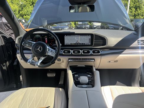 Certified 2022 Mercedes-Benz GLS 63 AMG 4MATIC image 31