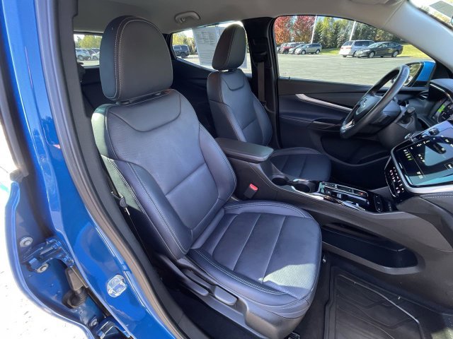 Used 2023 Chevrolet Bolt EUV LT w/ Convenience Package FWD image 26