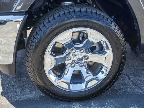 New 2026 RAM 1500 Big Horn AWD/4WD image 9