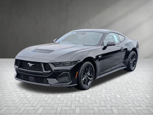 New 2026 Ford Mustang GT RWD image 2