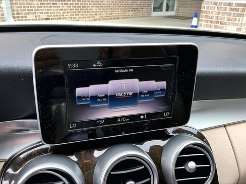 Used 2018 Mercedes-Benz C 300 C 300 image 27