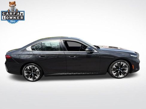 Used 2025 BMW i5 xDrive40 w/ Premium Package AWD/4WD image 11