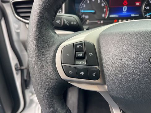 Certified 2024 Ford Explorer XLT w/ Equipment Group 202A image 17