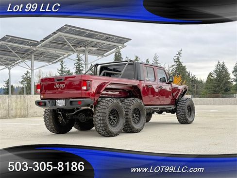 Used 2021 Jeep Gladiator Rubicon w/ Trailer Tow Package AWD/4WD image 2