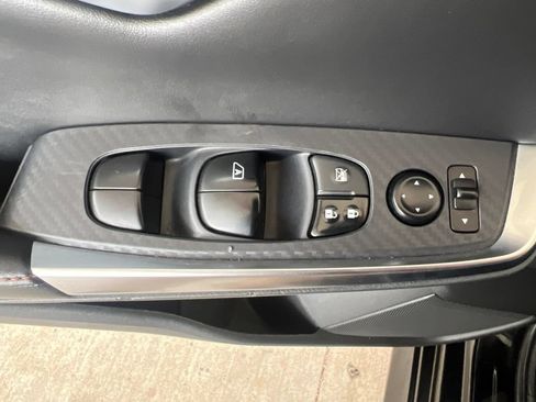 Used 2023 Nissan Sentra SR w/ Midnight Edition Package FWD image 47