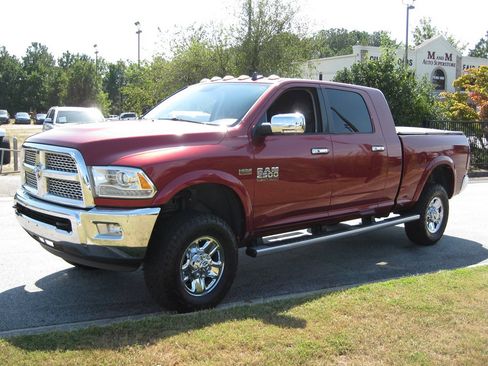 Used 2015 RAM 2500 Laramie w/ Protection Group image 3