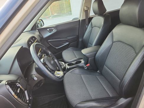 Used 2020 Kia Soul EX w/ Option Group 015 image 9