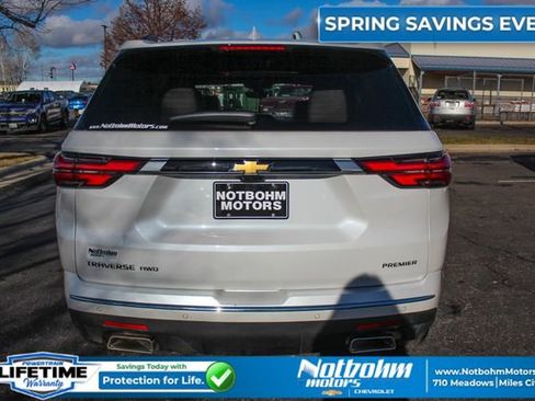 Used 2023 Chevrolet Traverse Premier image 9