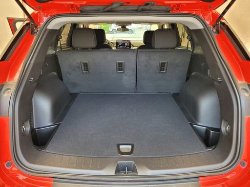 Used 2025 Chevrolet Blazer LT AWD/4WD image 33